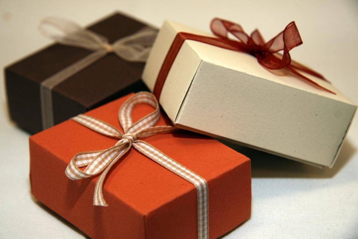 Как дарить подарки правильно согласно этикету