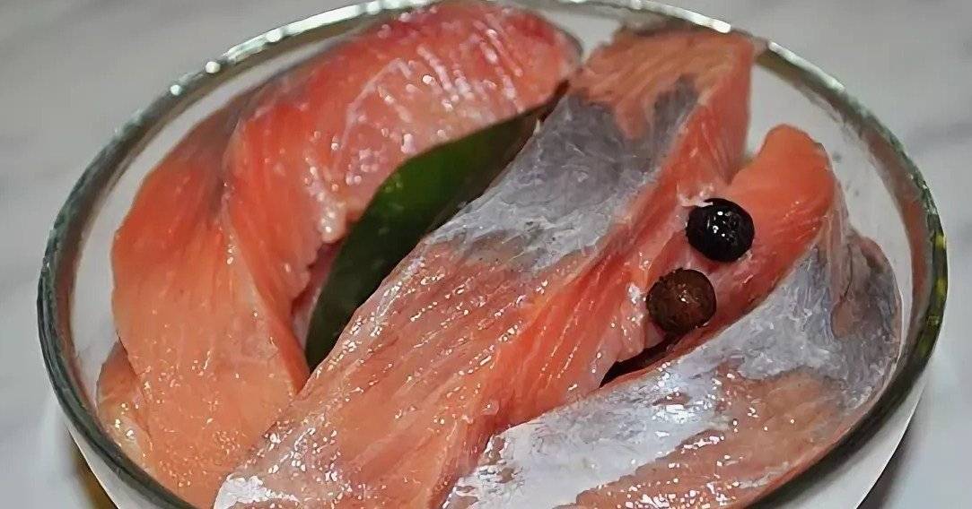 Икра со вкусом копченого лосося фото