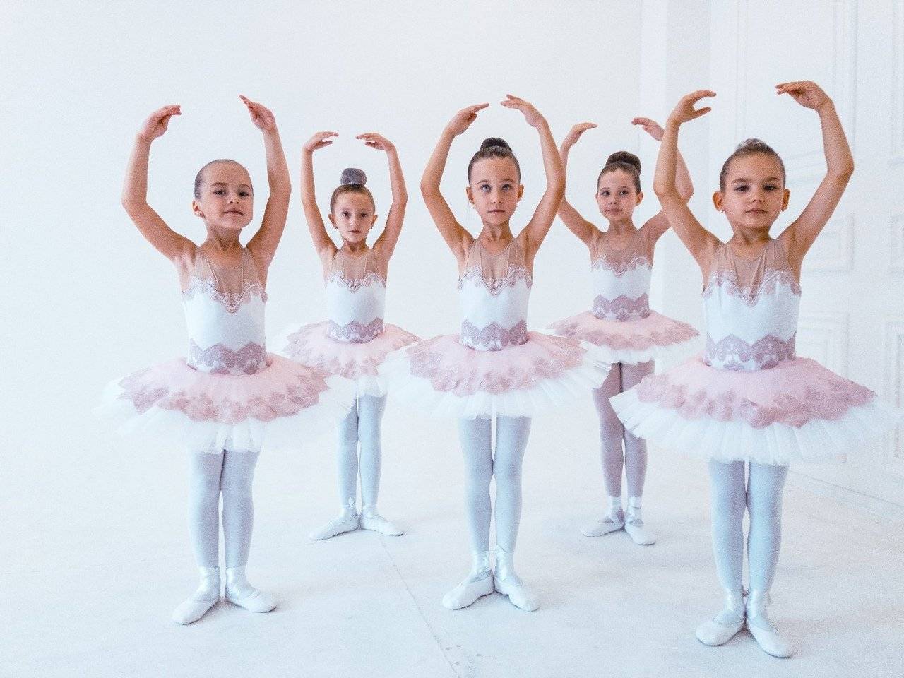 Танцы для девочек 10 лет: видео уроки современных танцев для детей, легкие сольные танцы