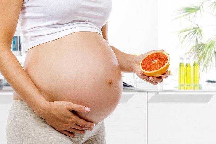 Грейпфрут при беременности, его польза и вред, особенности выбора спелого фрукта и примеры полезного использования во время 1, 2 и 3 триместра: можно ли его есть после родов