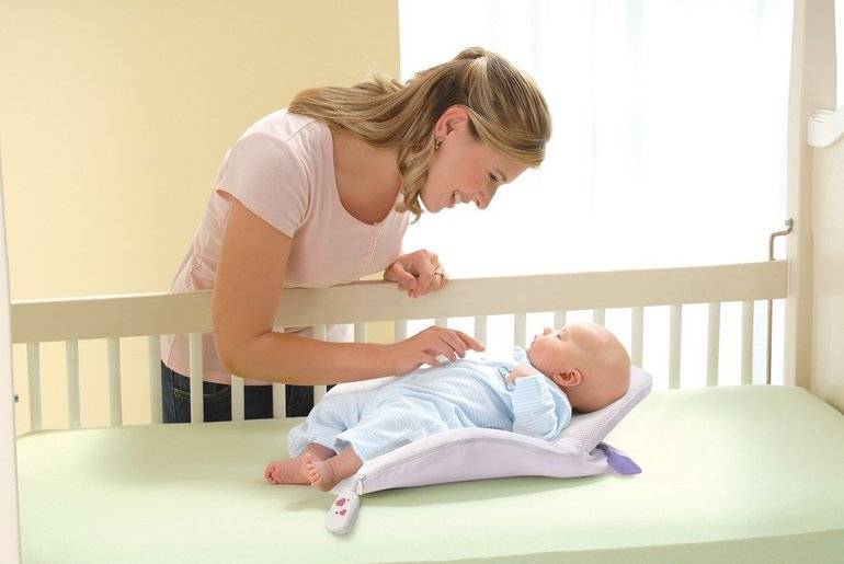 Как укачать грудного ребенка спать: можно ли укачивать вообще и как перестать это делать