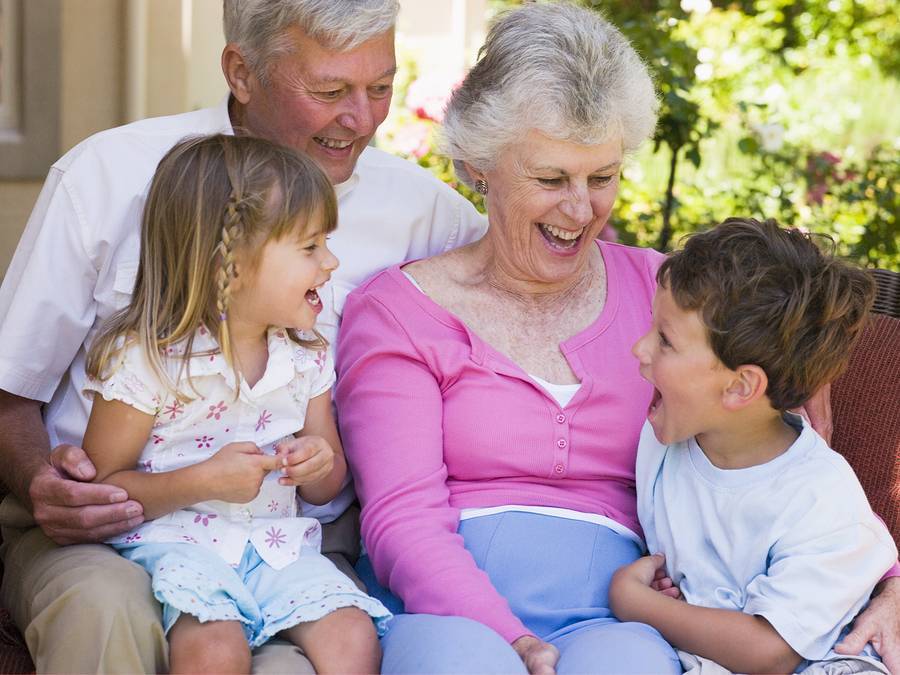 Какие бывают бабушки и дедушки - 4 распространенных типа