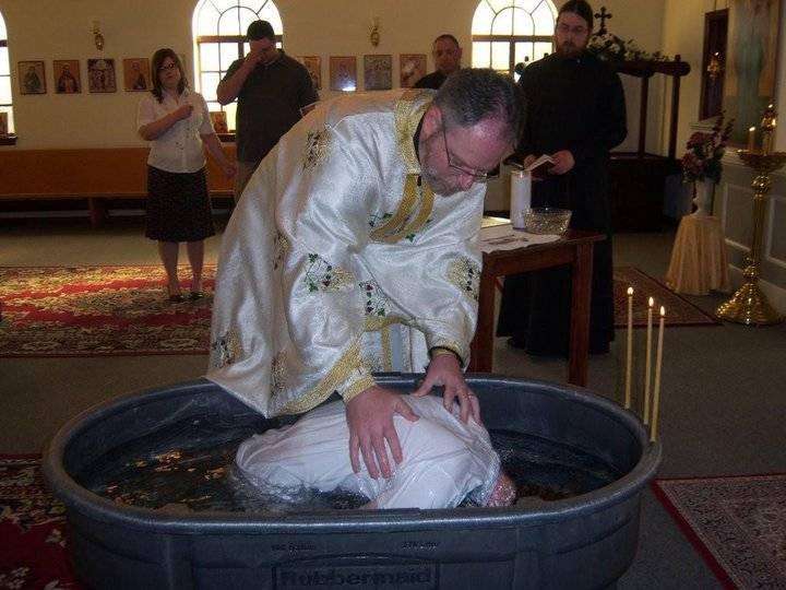 Обряд крещения ребёнка и взрослого человека в православии
