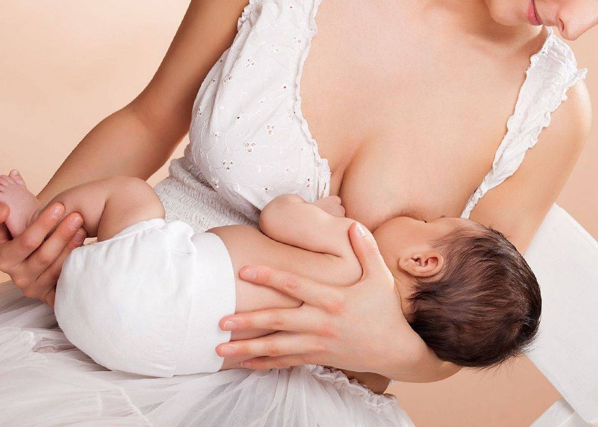 Как подтянуть грудь после родов  —  советы и упражнения для восстановления упругости