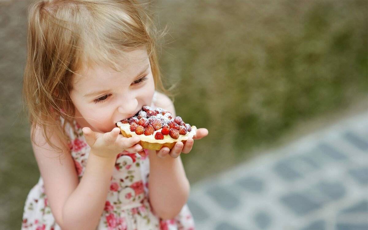 Детям можно давать сладкое. дети и сладости: сколько, когда, какие. не должно быть жирно