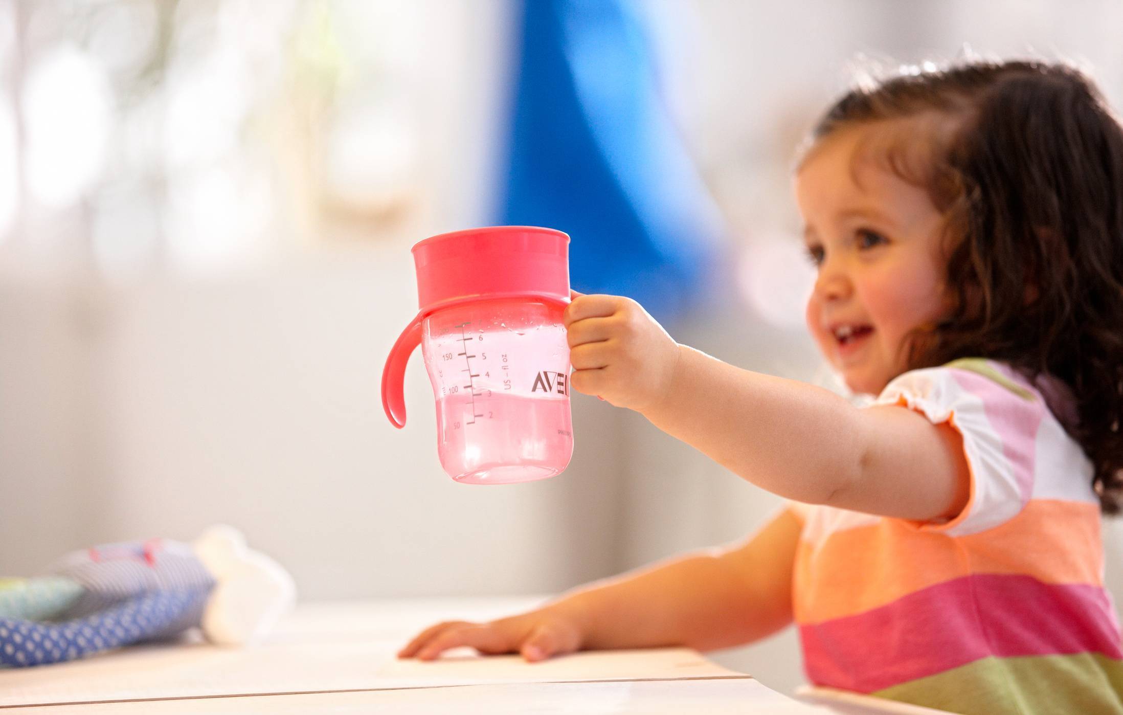 Как приучить ребенка к бутылочке: 3 способа, правила кормления, рекомендации
