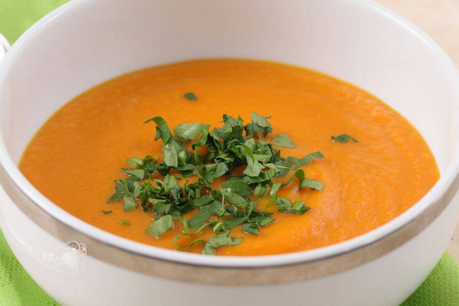 Пюре из тыквы и моркови. Тыквенный суп. Суп пюре из моркови. Тыквенный суп-пюре. Суп пюре из тыквы.