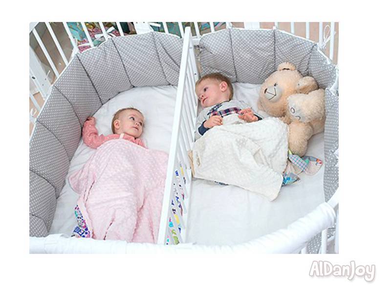 Кроватки для двойняшек: требования к детским кроватям для двойни новорожденных