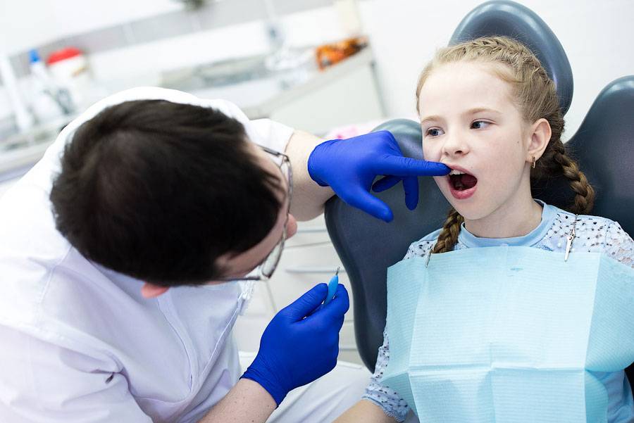Лечить ребенку зубы с седацией или под наркозом? объясняет детский стоматолог | православие и мир
