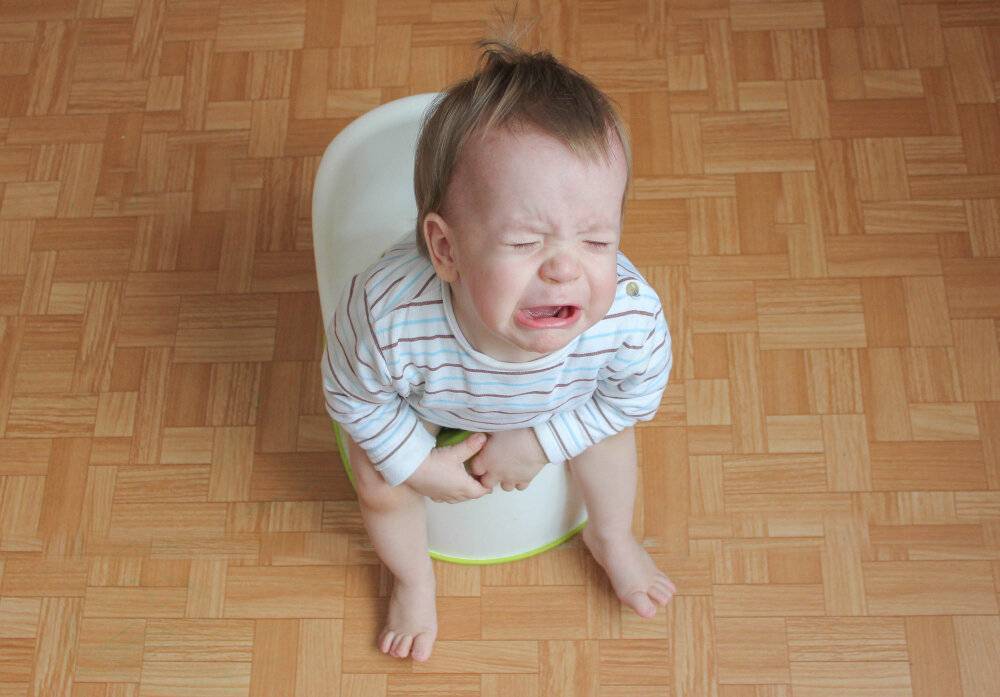 Новорожденный плачет перед мочеиспусканием: лечение