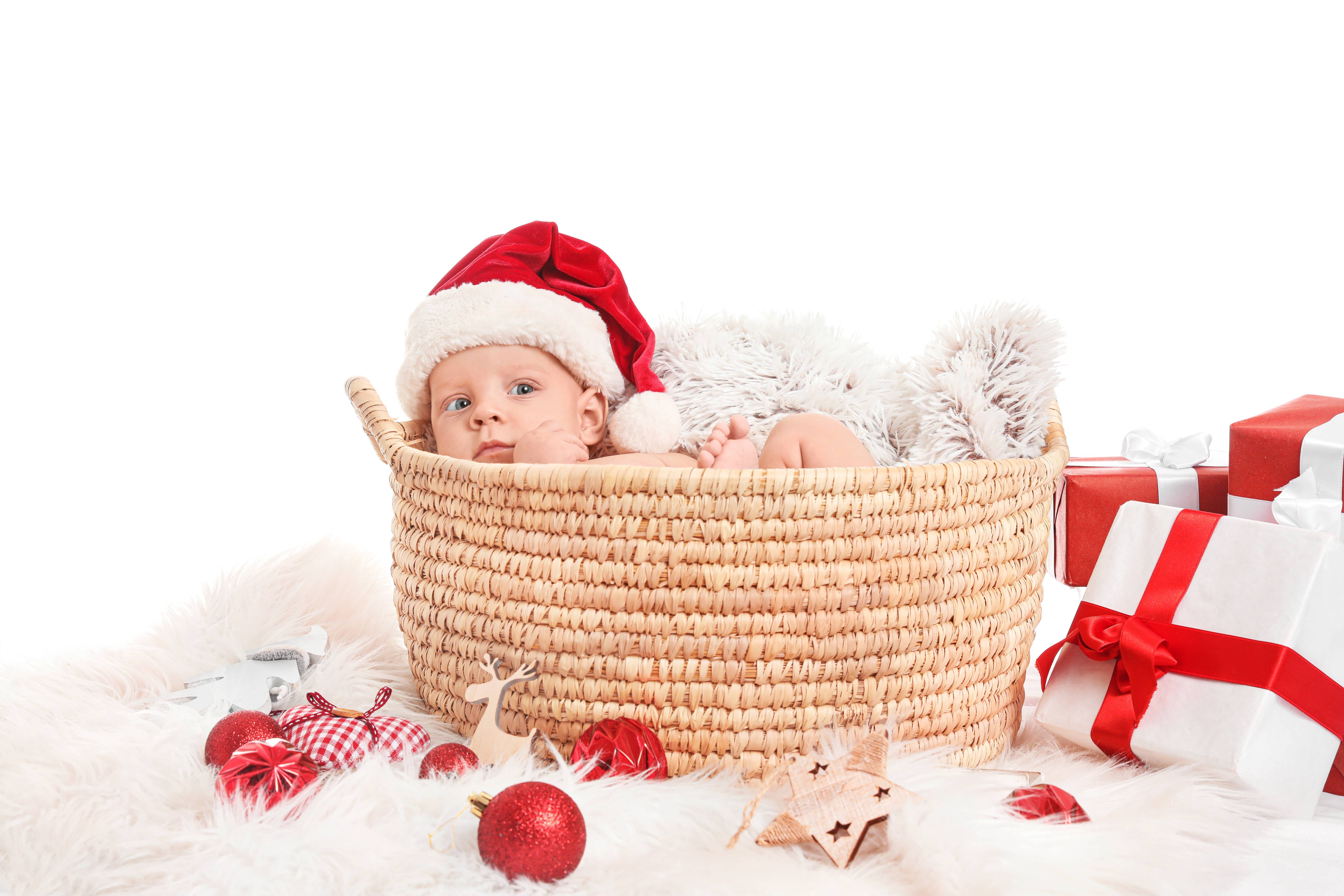 Новый год с новорожденным: 13 секретов идеального праздника