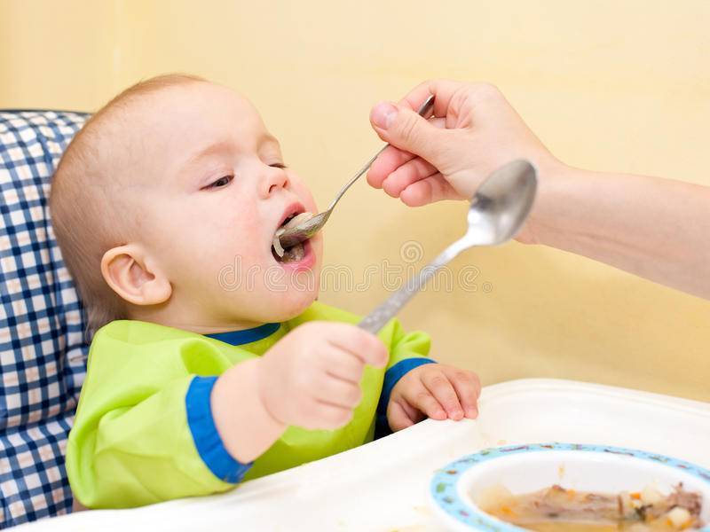 Как научить ребенка есть вилкой / простые советы – статья из рубрики "правильный подход" на food.ru