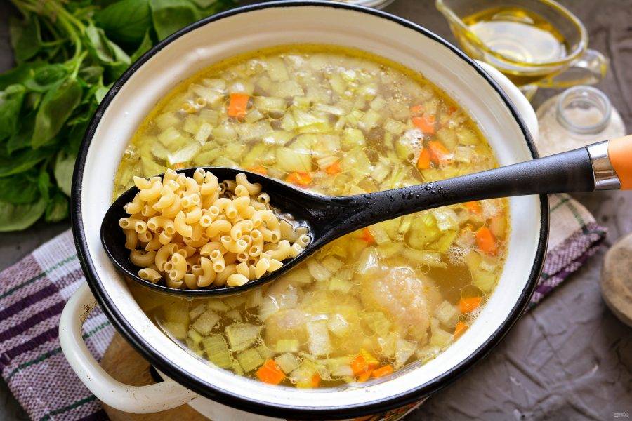 Супы детей от 1-2 лет: 11 вкусных рецептов рыбных, овощных и мясных бульонов