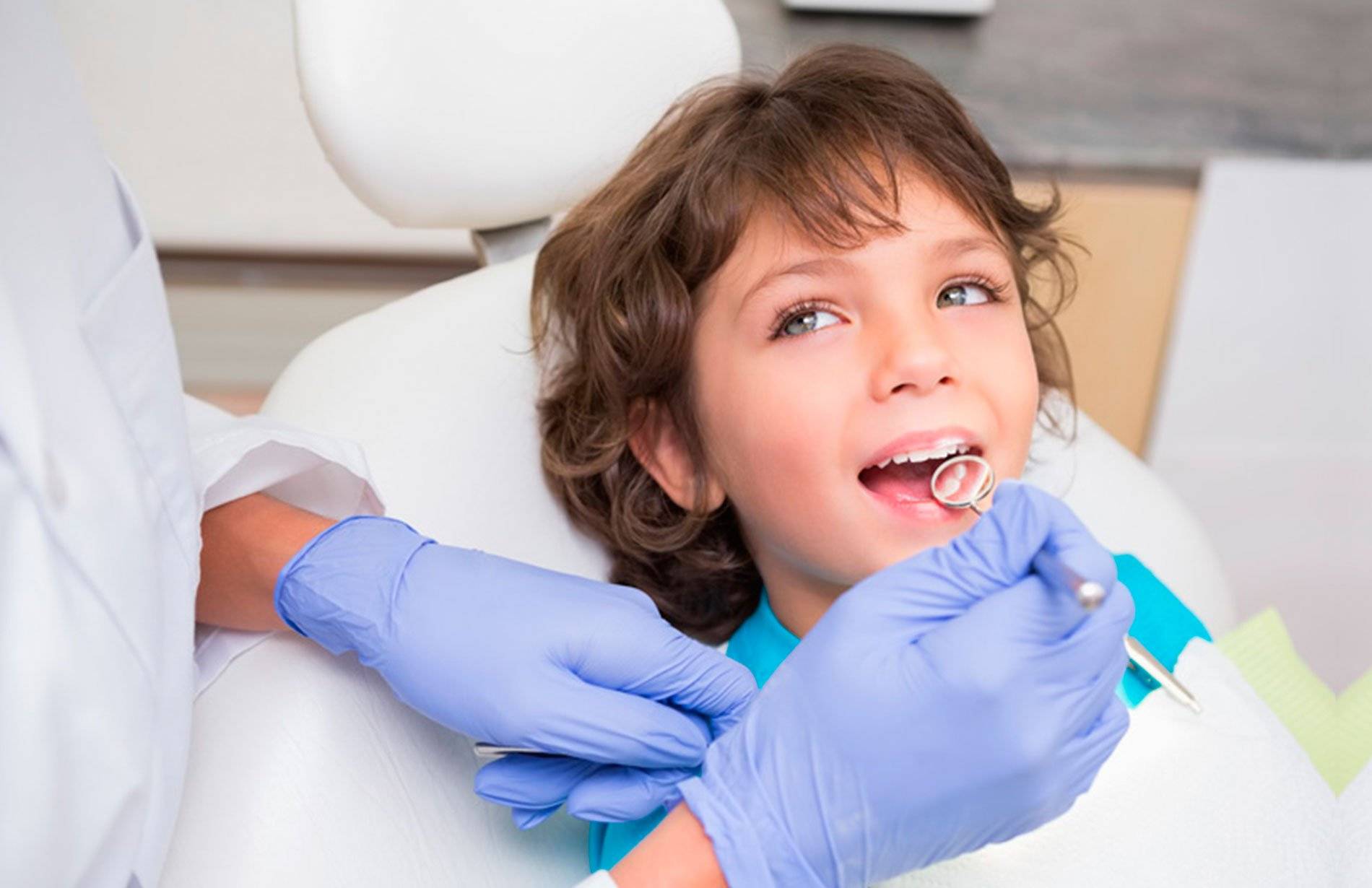 Как водить ребенка к стоматологу без страха и слез?