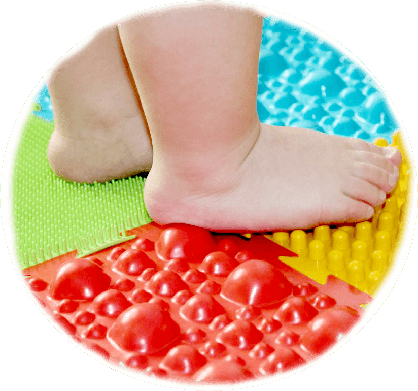 Как сделать массажный (ортопедический) коврик для детей своими руками + фото