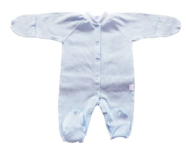 Как выбрать одежду для новорожденного? что входит в комплект для выписки из роддома?