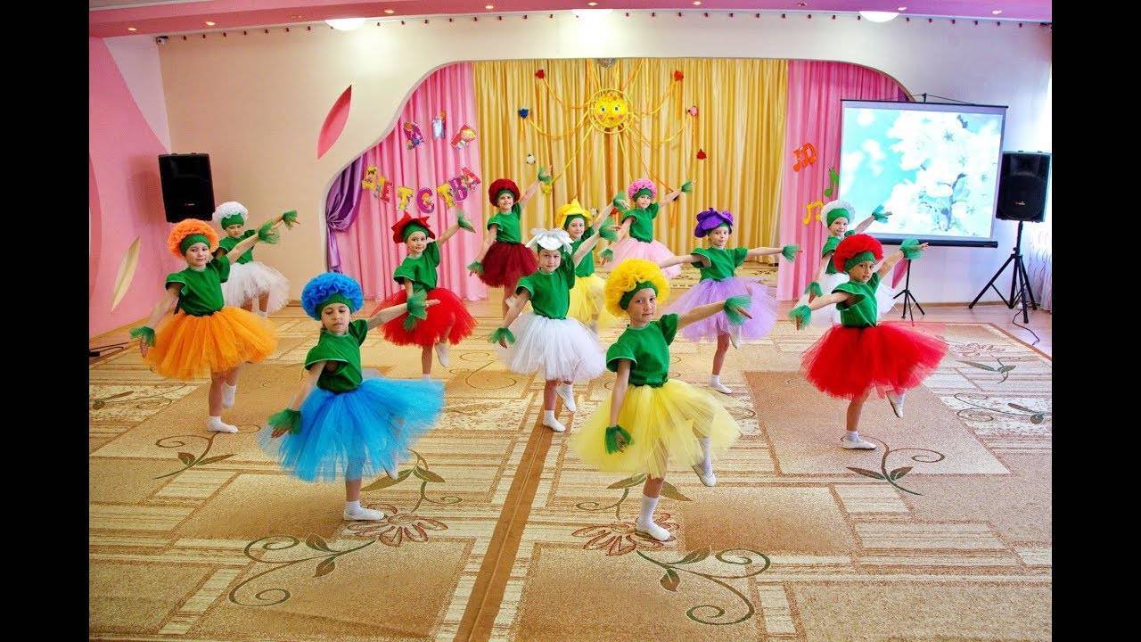 Детские танцы с движениями под веселую энергичную музыку в детском саду