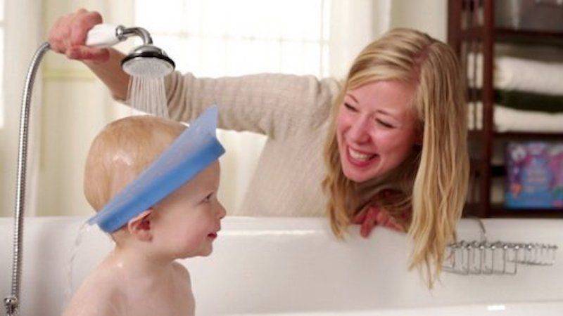 Ребенок боится (не хочет) мыть голову