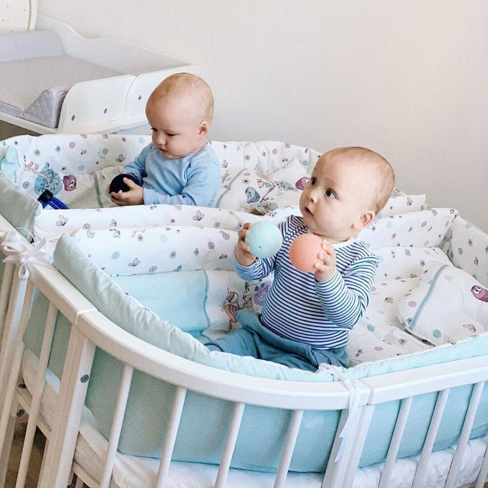 Как правильно выбрать детскую кровать для близнецов