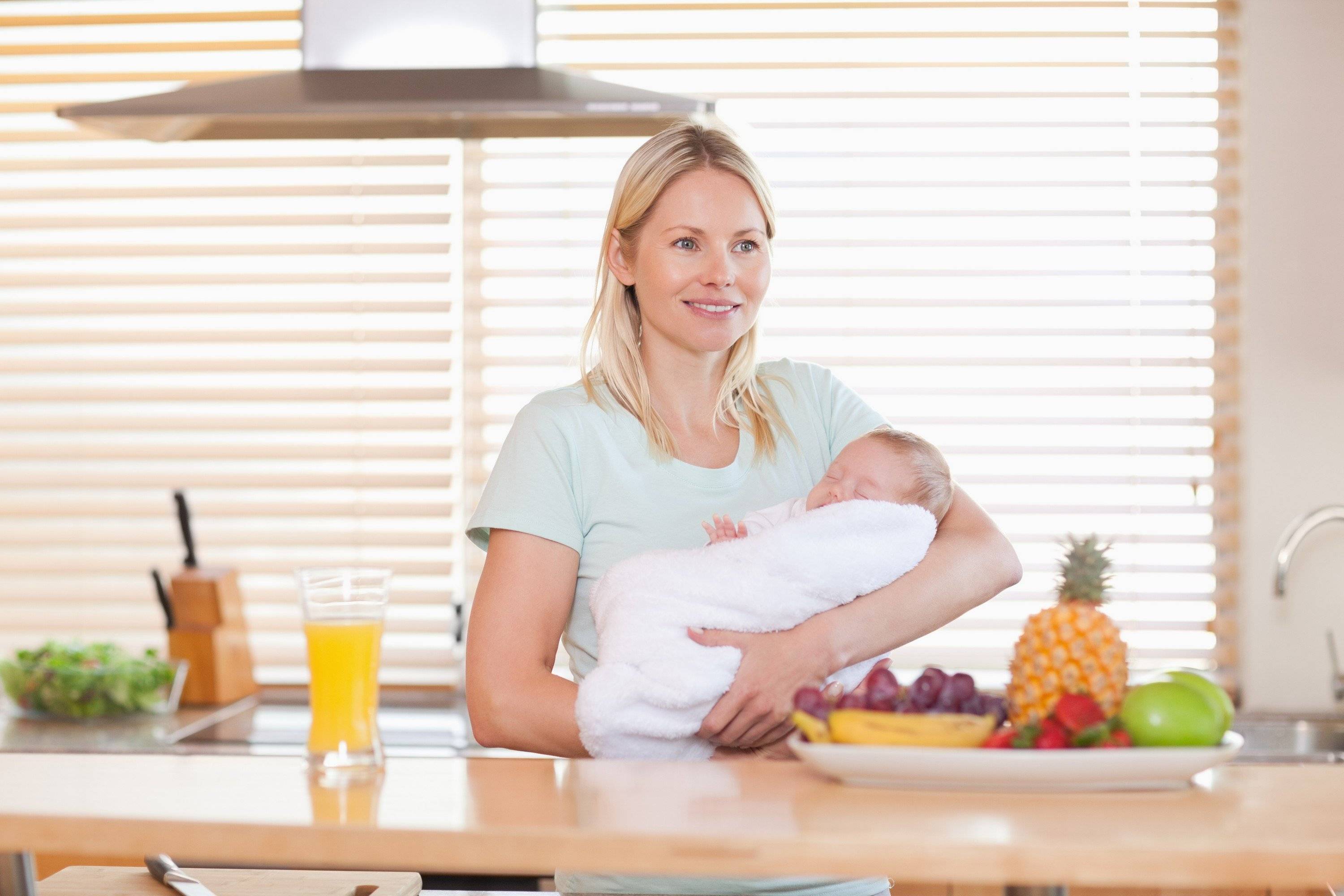 Топ-10 правил питания для кормящей мамы