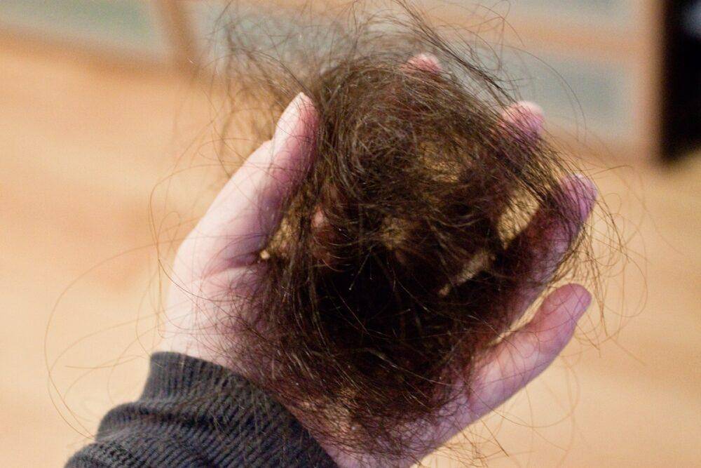 Волос выпадает при сушки что делать