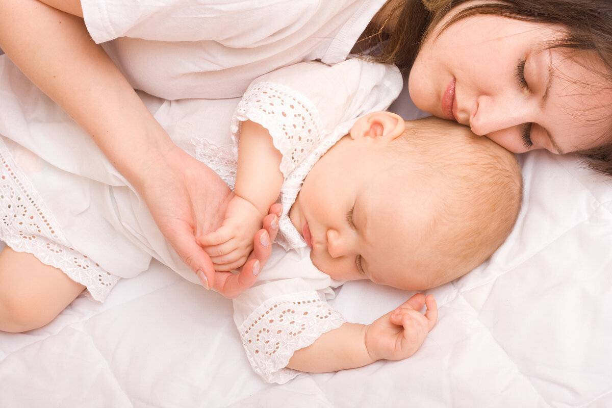 Как организовать совместный сон с ребёнком? | педиатрия и неонатология