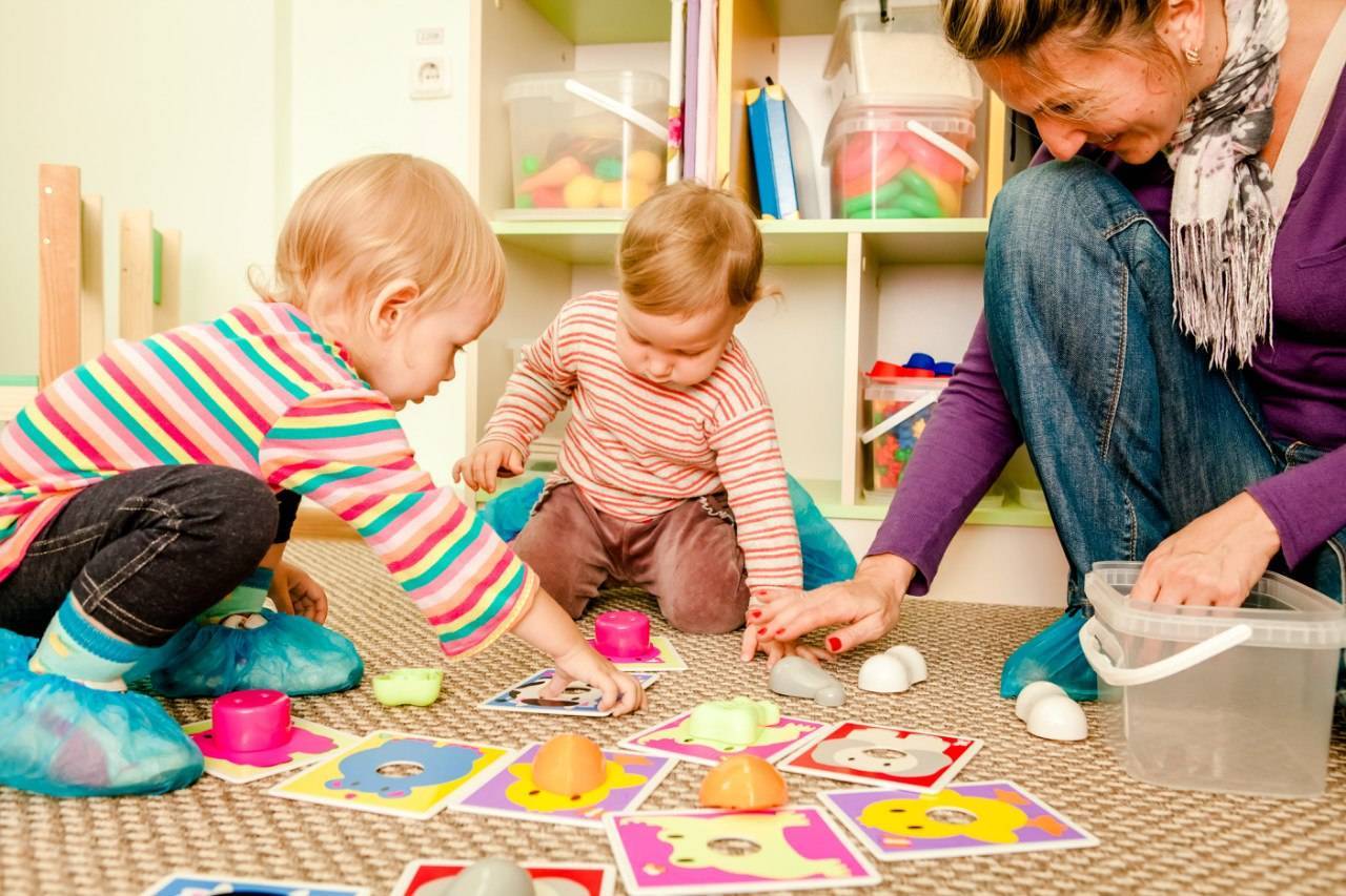 Игры с ребенком в 9-12 месяцев   | материнство - беременность, роды, питание, воспитание