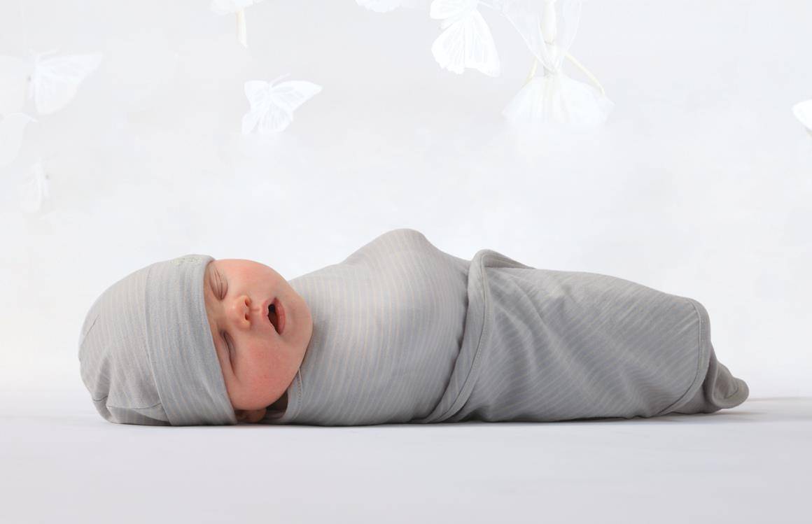 Нужно ли пеленать новорожденного ребенка: зачем и для чего это делают? | nutrilak