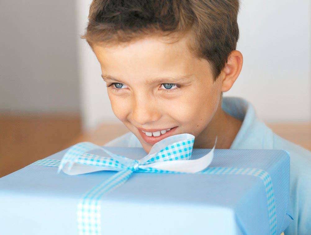 +100 идей подарков мальчику на 7 лет на день рождения