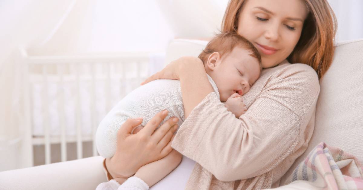 Как приучить ребенка спать в своей кроватке отдельно от родителей