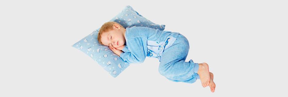 Почему трехлетний ребенок потеет во сне