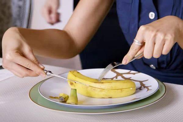 Правильное поедание банана