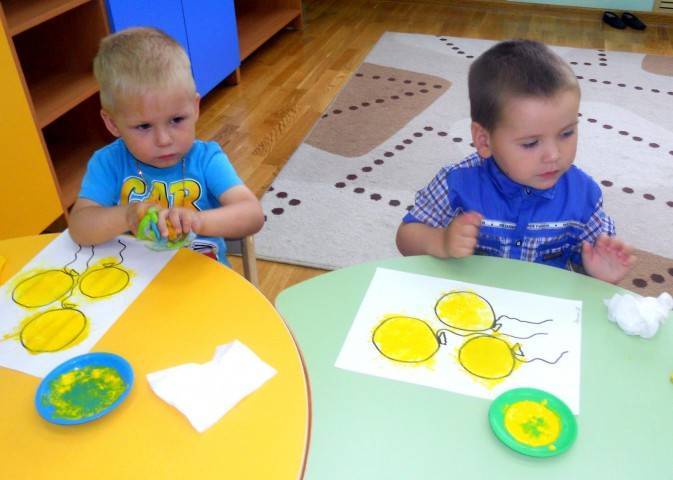 Рисование для детей 3-4 лет: учим малышей пошагово, особенности занятий