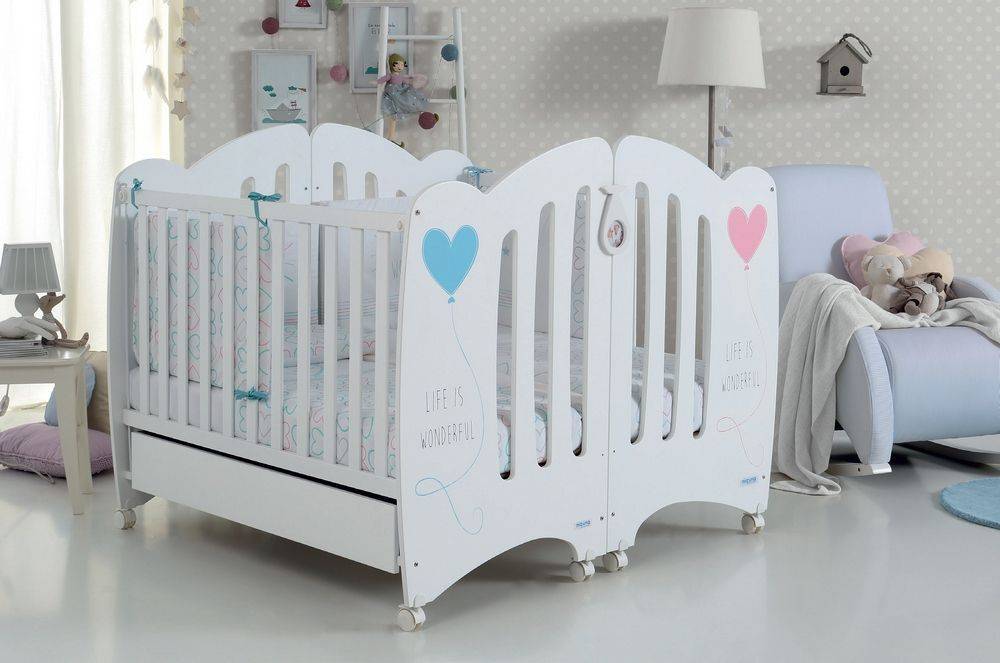 Кроватки для двойни - новорожденной, фото, плюсы и минусы, как поставить