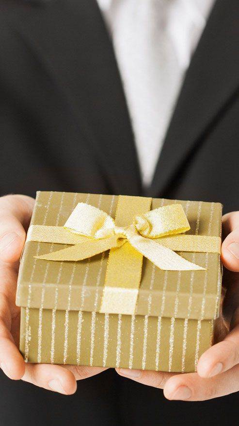 Этикет корпоративных подарков в деловой сфере – правила выбора и дарения бизнес презентов