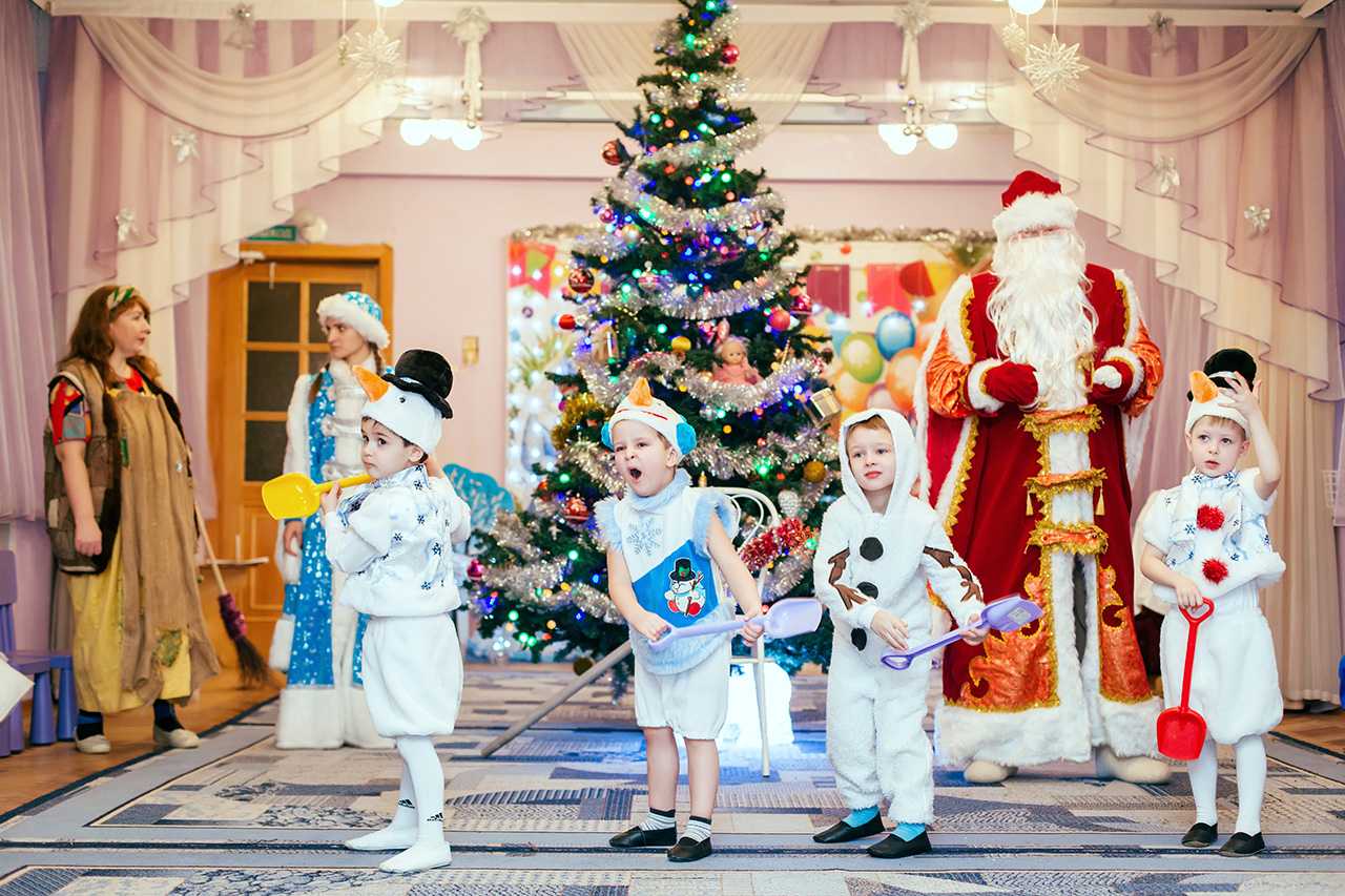 Утренник: "новый год в детском саду" для детей 3-4 лет - педагогическая академия современного образования