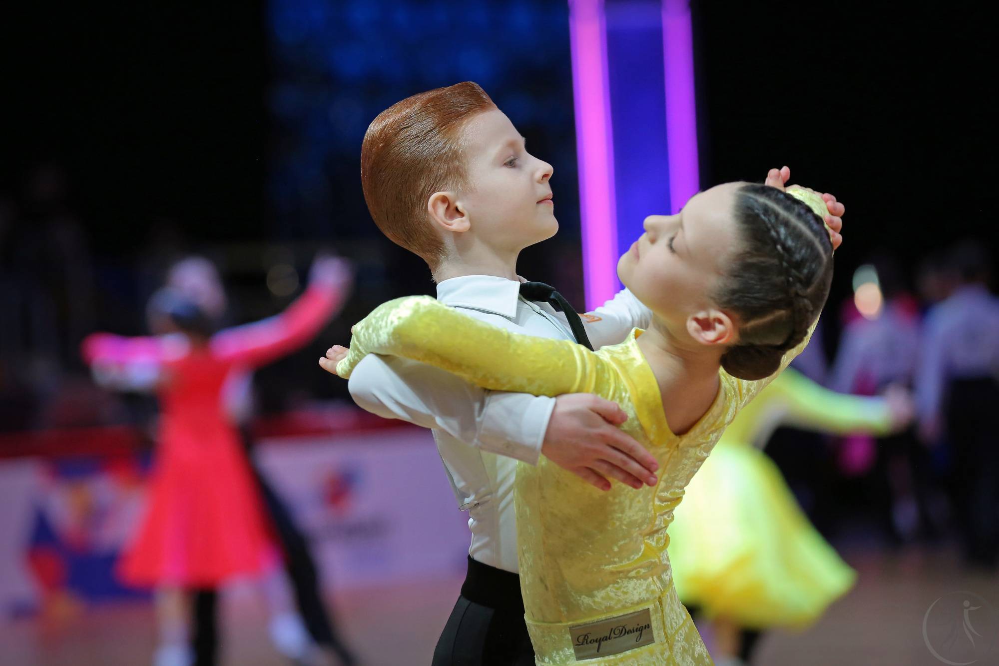 Сос вопрос про спортивные бальные танцы детские - дети танцуют - страна мам