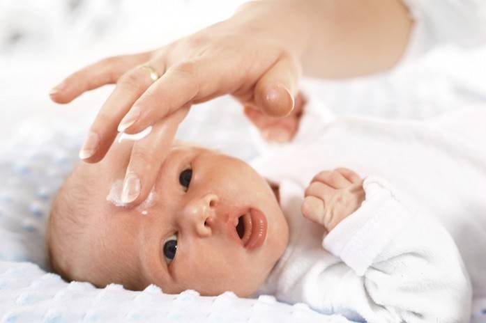 Кожа новорожденного: как правильно за ней ухаживать %sep% +мама