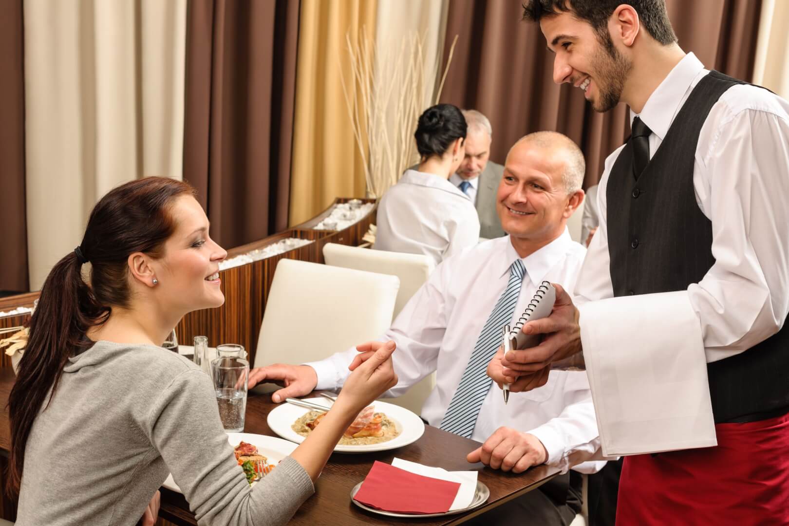 Ресторанный этикет: учимся вести себя в заведениях правильно - секреты гастрономии