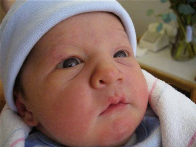 Хрюканье в носу у грудничка