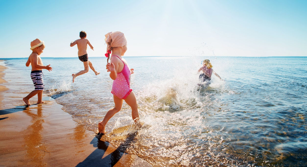 Что брать на море с ребенком? подробный список вещей для путешествия с детьми. - журнал kinderboo.ru