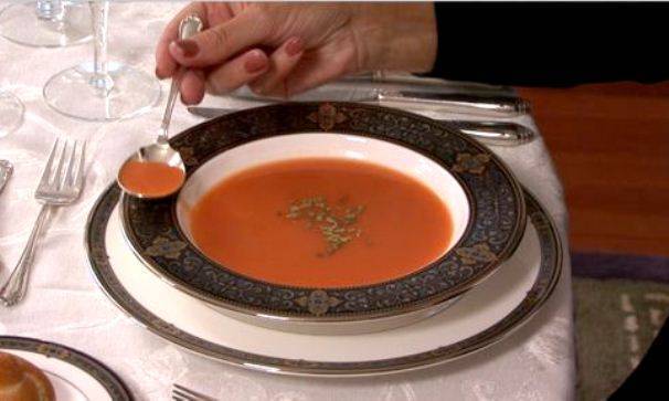 Кушаем суп правильно