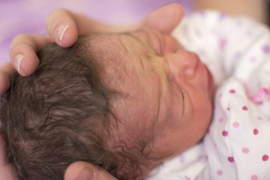 Родовая травма шейного отдела позвоночника у новорожденных: последствия и их эффективное устранение