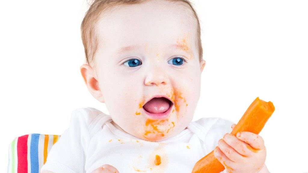 Как научить ребенка есть кусочками: от пюре к твердой пище - mums.ru