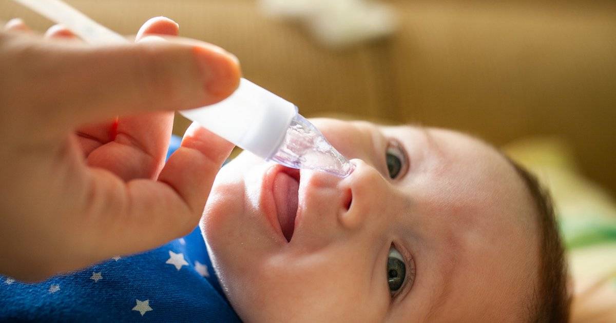 Как почистить носик новорожденному: 4 способа