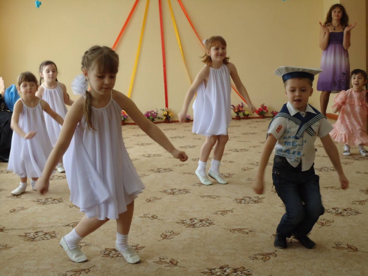 Организация танцевальных занятий для детей от 2 лет