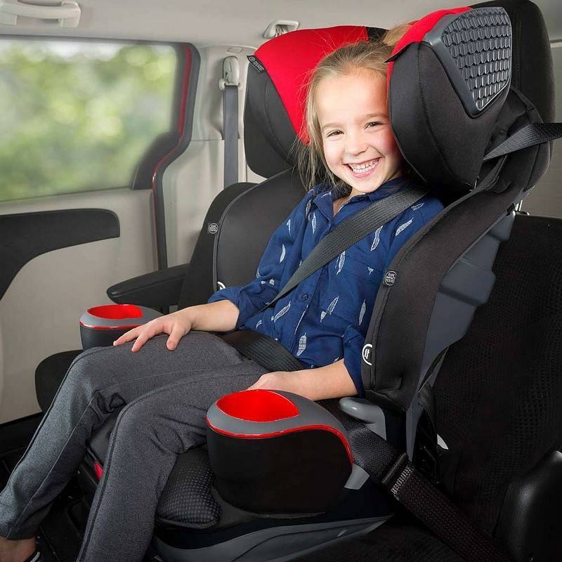 Как правильно использовать бустер при перевозке детей в машине