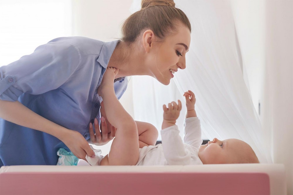 Советы по обработке кожи младенца: уход за новорожденным мальчиком и девочкой | как ухаживать за младенцем в первые дни после родов