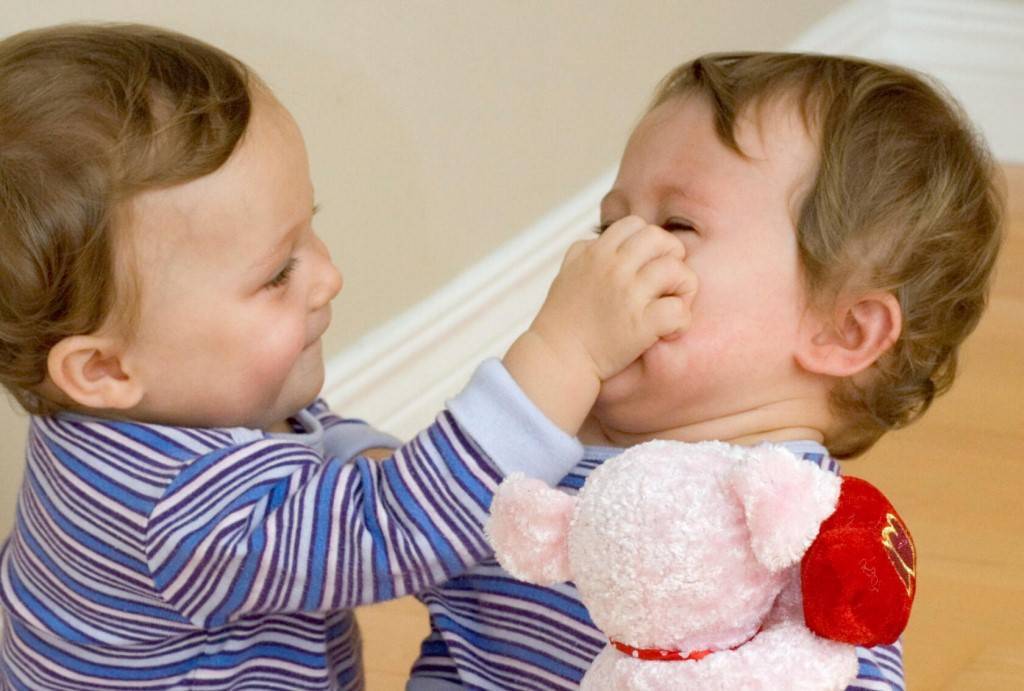 Как отучить ребенка кусаться и щипаться: советы психолога