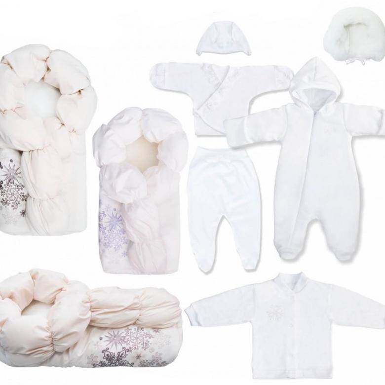Самая необходимая одежда на выписку новорожденных летом и зимой